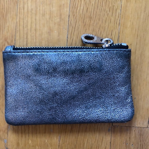 Marc Jacobs change purse with key ring - Picture 2 of 4